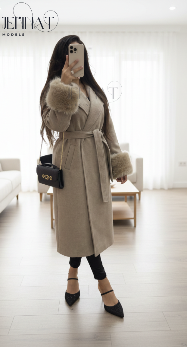 معطف شتوي أنيق بتصميم عصري وأكمام فرو