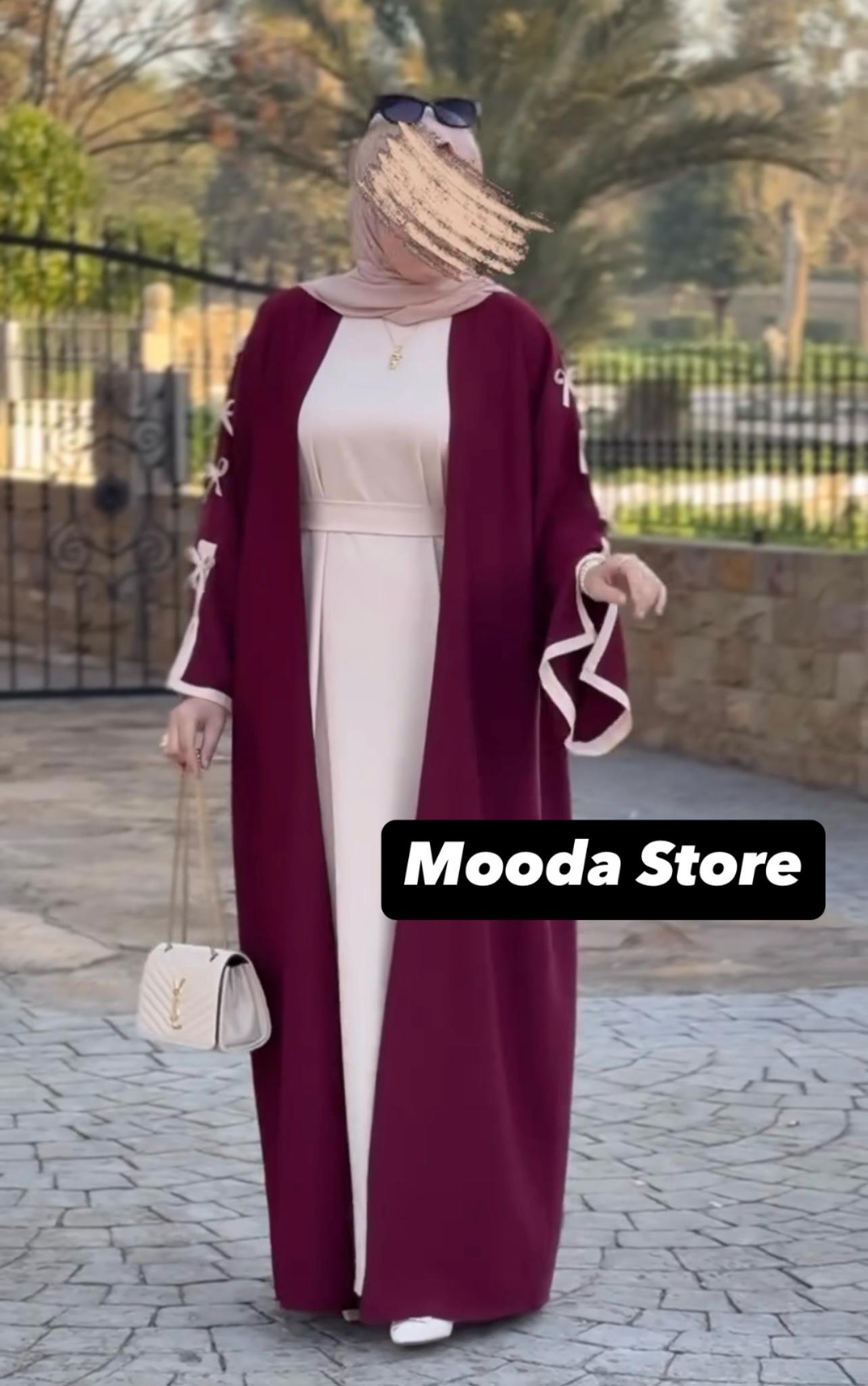 عباية راقية من قطعتين تألقي بأناقة تخطف الأنظار طوال اليوم